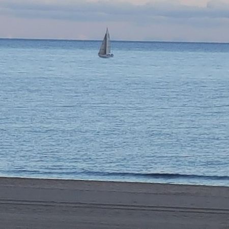 Chambres D'Hotes Un Ete Sans Fin A 50 M De La Plage A Canet Plage Ngoại thất bức ảnh